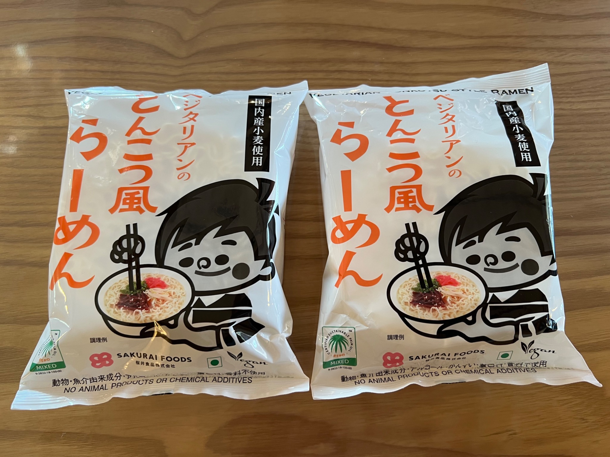 ベジタリアンの「とんこつ」風ラーメン